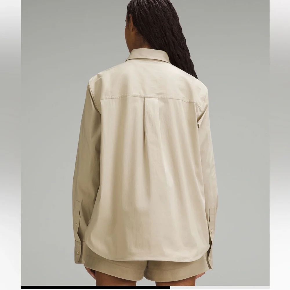Lululemon NWT 🎉host pick🎉🎈cotton blend poplin button up shirt - Picture 3 of 12